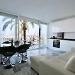 - Frontline 3br Apartment, Puerto Banus Apartamento