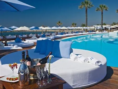 - Frontline 3br Apartment, Puerto Banus 公寓 马尔韦利亚