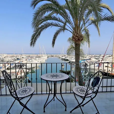 - Frontline 3br Apartment, Puerto Banus Daire *
