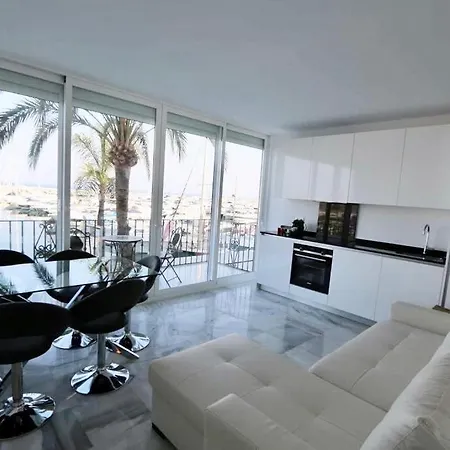 Apartment First Line Puerto Banus Harbour, 3 bedroom Luxury Apartment, Marbella